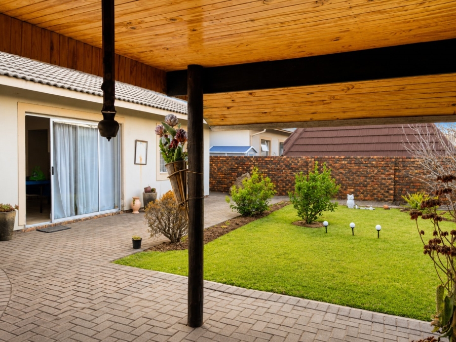2 Bedroom Property for Sale in Roodia Free State